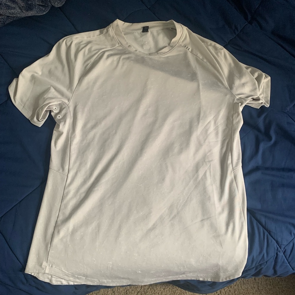 lululemon short sleeve Drysense medium (old version)